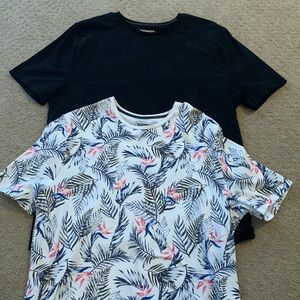 EXPRESS T-shirts (lot of two)
